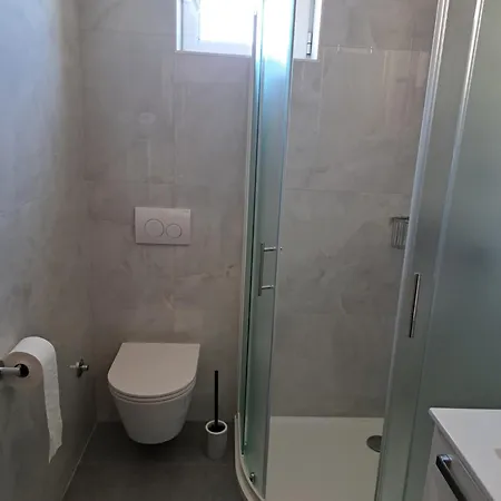 Apartment Elinor 2 *